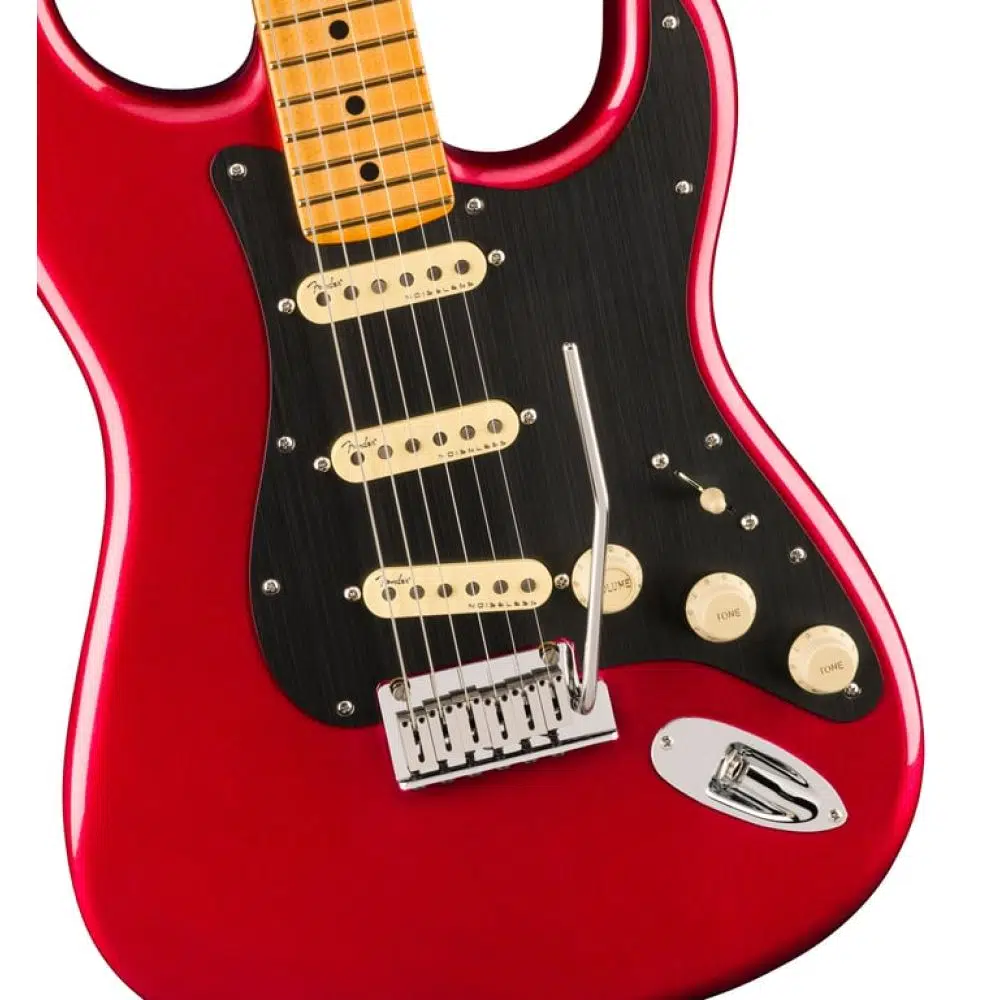 Fender American Ultra II Stratocaster Akçaağaç Klavye Sinister Red Elektro Gitar Fender American Ultra II Stratocaster Akçaağaç Klavye Sinister Red Elektro Gitar