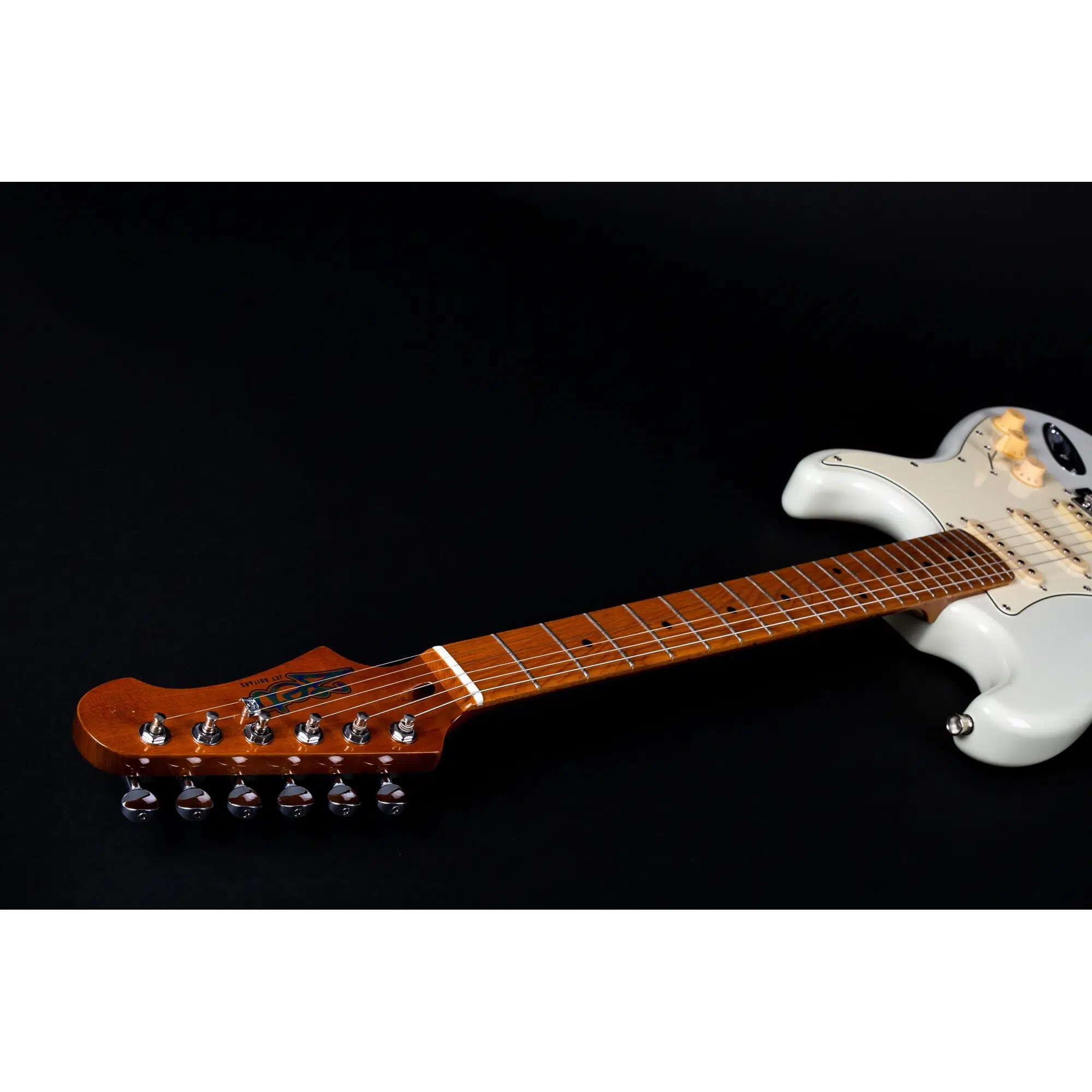 Jet JS-300 OW SSS Elektro Gitar (White) Jet JS-300 OW SSS Elektro Gitar (White)