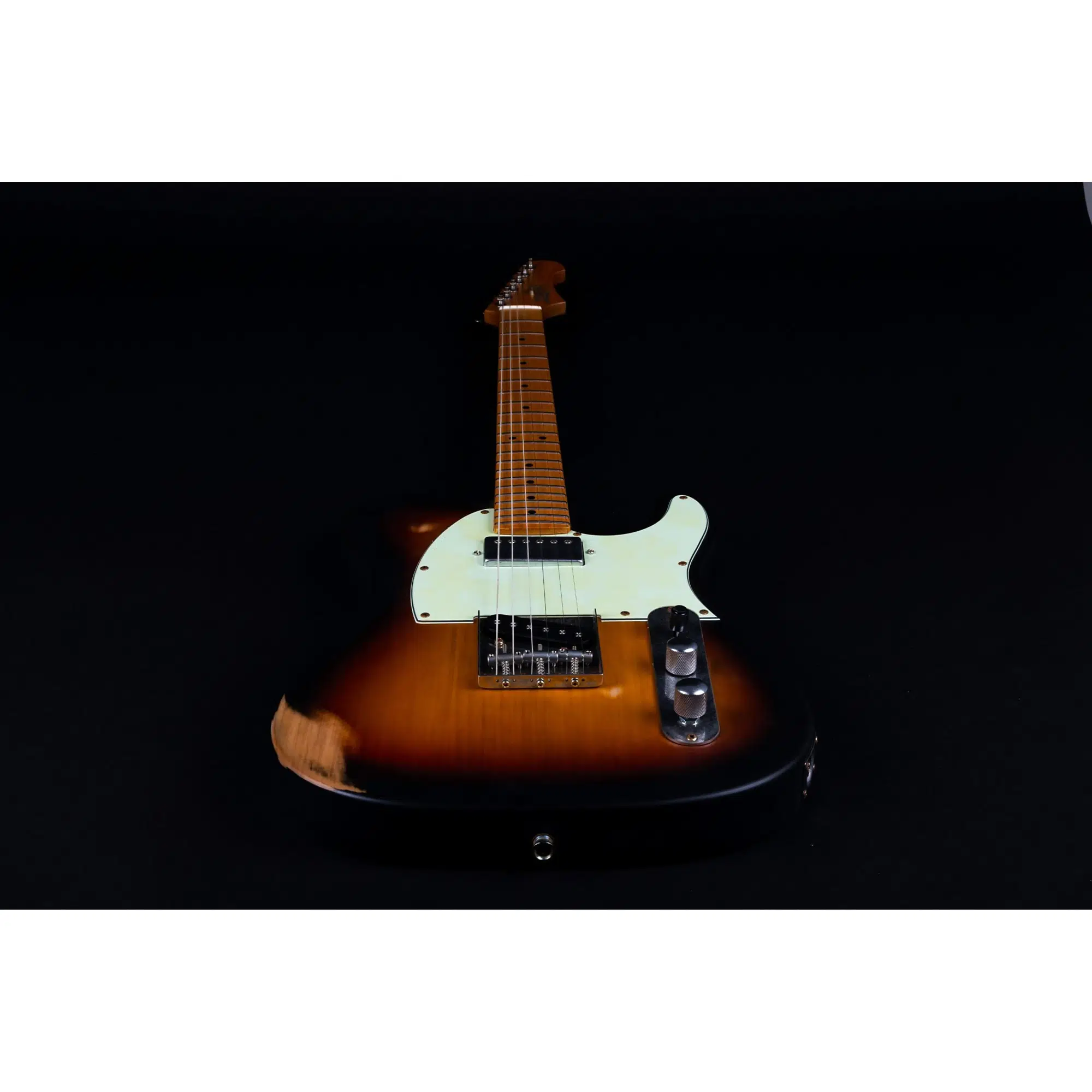 Jet JT-350 RLC SH Elektro Gitar (Distressed Sunburst) Jet JT-350 RLC SH Elektro Gitar (Distressed Sunburst)