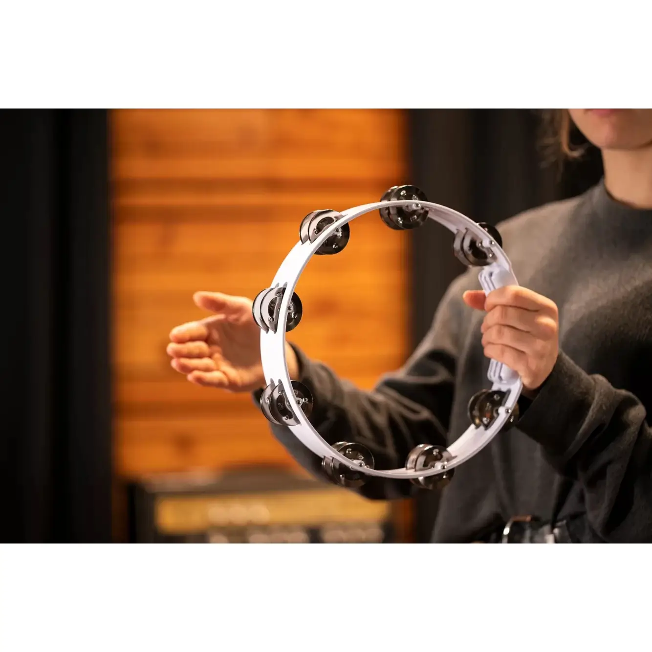 Meinl HTT10WH Stainless Steel Jingle 2-rows 10" Tour Tamburin (Beyaz) Meinl HTT10WH Stainless Steel Jingle 2-rows 10" Tour Tamburin (Beyaz)